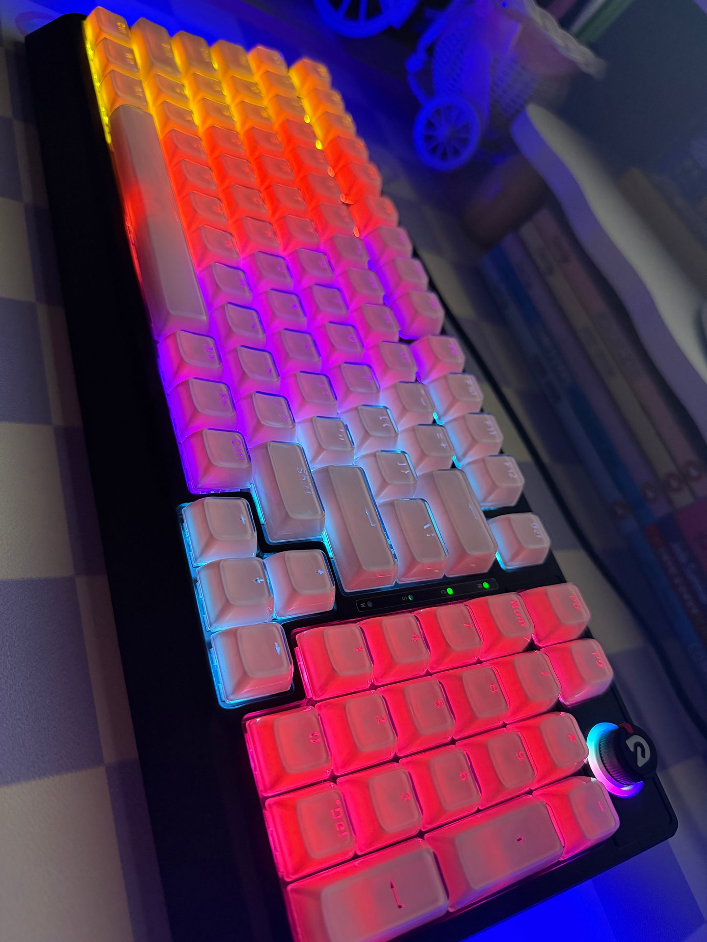 Creamy Pinky AK98 / K840