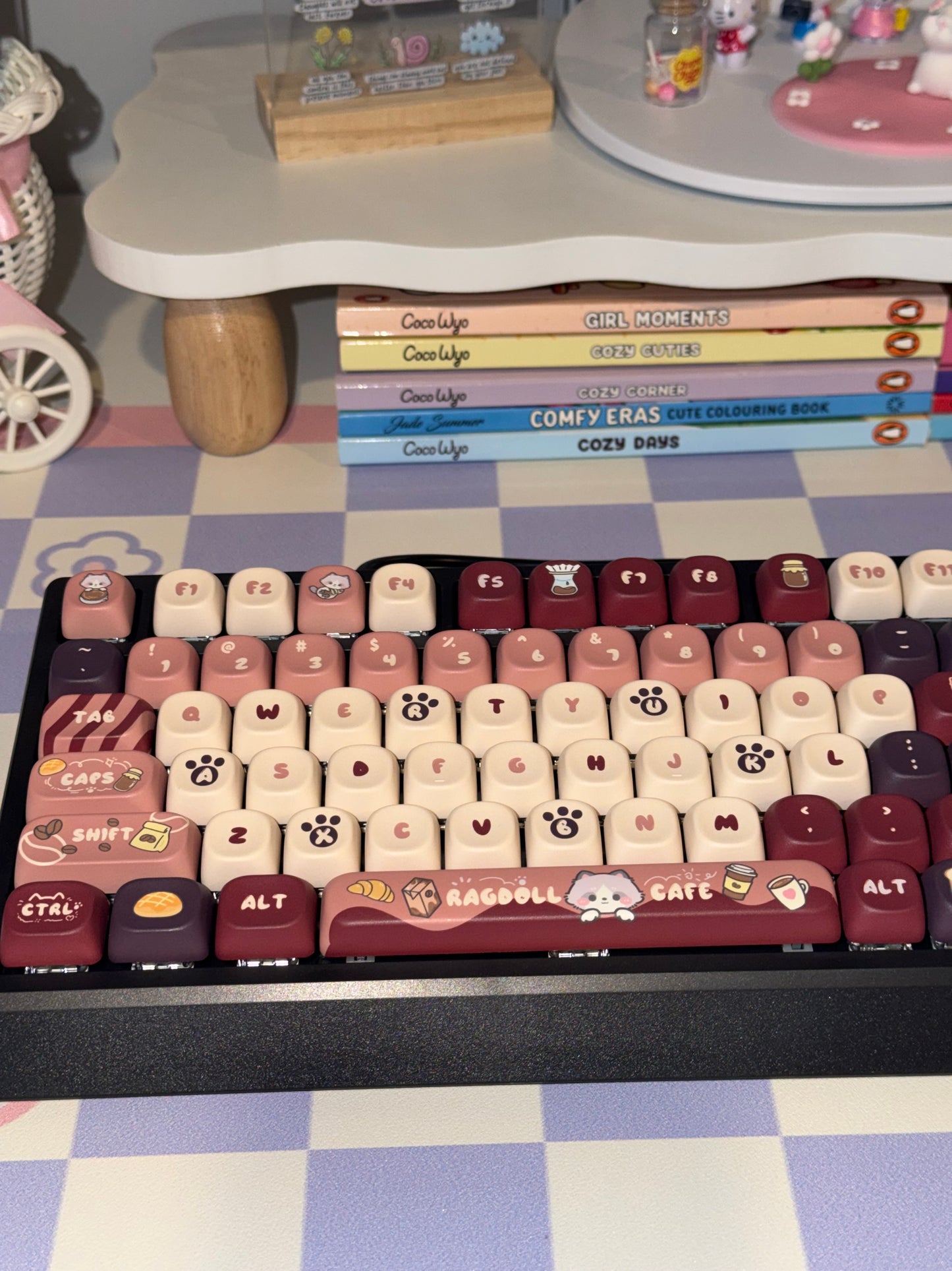 Kitty Cafe AK98 / K840